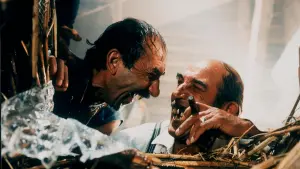 Задник до фильму"Чорна кішка, білий кіт" #201374