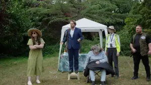 Задник до фильму"The Worm Charmers" #940205