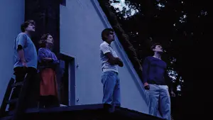 Задник до фильму"Полум’яне небо" #415934