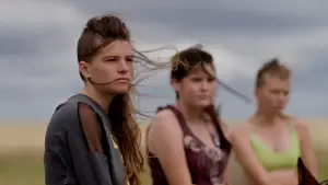 Задник до фильму"На схід від стіни" #617494