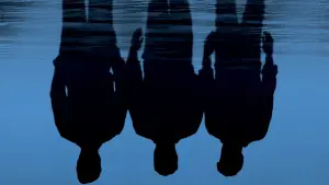 Задник до фильму"Таємнича річка" #188433