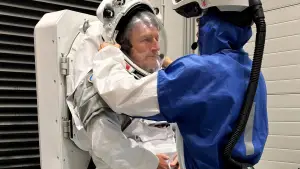 Задник до фильму"Artemis II - Zurück zum Mond" #802473