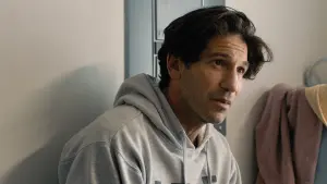 Задник до фильму"Гостра палиця" #432119