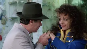 Задник до фильму"Одружена з мафією" #723474