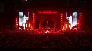 Задник до фильму"지드래곤 인 시네마 [위버맨쉬]" #784684