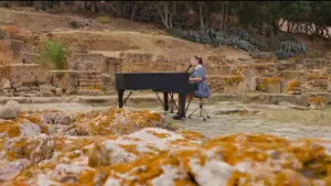 Задник до фильму"Voyage voyage, les stars chantent au Maroc" #774274