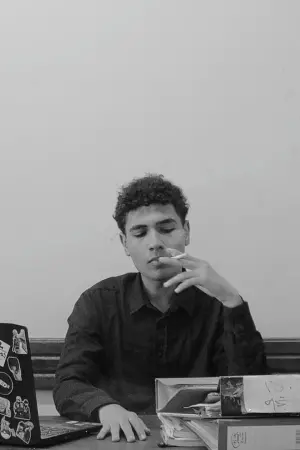 Постер до фильму"يحدث كثيراً" #200299