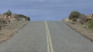 Задник до фильму"Скажений Макс: Воїн дороги" #409965