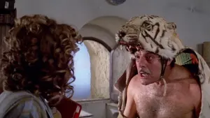 Задник до фильму"Що?" #481999