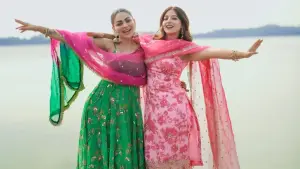 Задник до фильму"Phaphey Kuttniyan" #784321