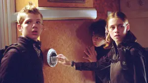 Задник до фильму"Заборонена місія" #406325