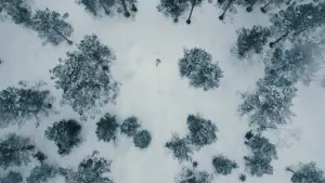 Задник до фильму"007: Не час помирати" #766899