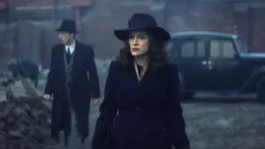 Задник до фильму"Гострі картузи: Безсмертний" #759645