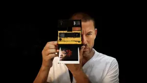 Задник до фильму"Кліпни двічі" #780305