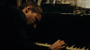 Задник до фильму"Той, хто біжить по лезу" #563435