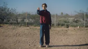 Задник до фильму"Room Temperature" #780613