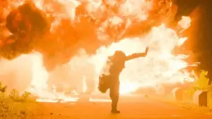 Задник до фильму"Suzzanna: Santet Dosa di Atas Dosa" #764538