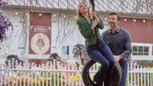 Задник до фильму"A Season to Blossom" #770206