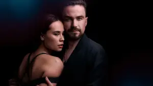 Задник до фильму"Непослушная" #373653