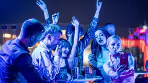 Задник до фильму"Анора" #798060