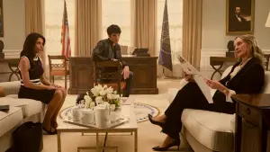 Задник до фильму"Червоний, білий та королівський синій" #178904