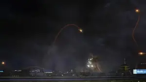 Задник до фильму"ガメラ3 邪神＜イリス＞覚醒" #943934