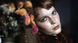 Задник до фильму"Mia Farrow, en clair-obscur" #879387