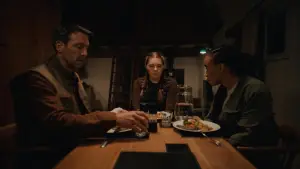 Задник до фильму"Hippo