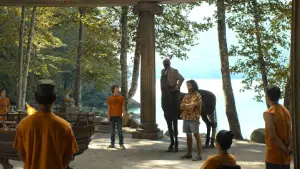 Задник до фильму"A Hero