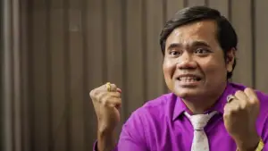 Задник до фильму"Tunggu Aku Sukses Nanti" #763561