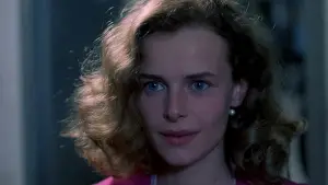 Задник до фильму"Новий кінотеатр «Парадізо»" #670410