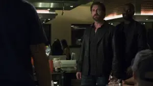 Задник до фильму"Злодії" #263017