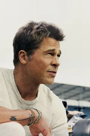 Постер до фильму"F1: Фільм" #518095