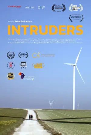 Постер до фильму"Les Intrus" #941015