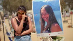 Задник до фильму"October 8" #786281