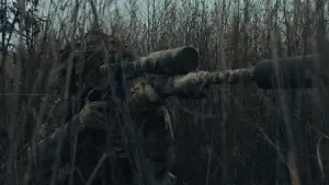 Задник до фильму"Снайпер. Білий ворон" #203849