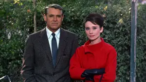 Задник до фильму"Шарада" #723024