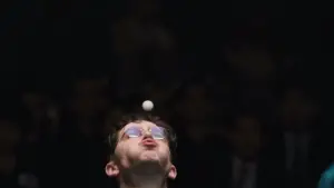 Задник до фильму"Марті Супрім. Геній комбінацій" #508368