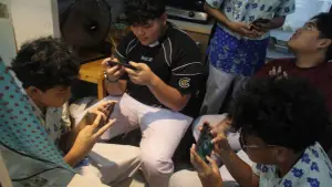 Задник до фильму"Screentime" #792520