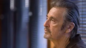 Задник до фильму"Манглхорн" #462356