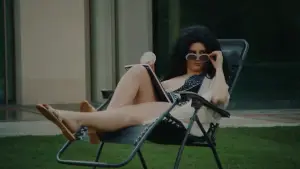 Задник до фильму"Гість" #756933