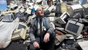 Задник до фильму"Страховик" #323200