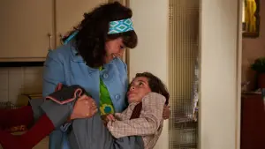 Задник до фильму"Усе почалося з МАМИ" #538003