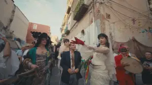 Задник до фильму"Femminielli, les sirènes de Naples" #822445
