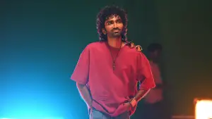 Задник до фильму"லவ் இன்சூரன்ஸ் கம்பெனி" #829249