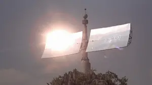 Задник до фильму"007: Чоловік із золотим пістолетом" #646047