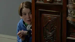 Задник до фильму"Сам удома: Святкове пограбування" #326152