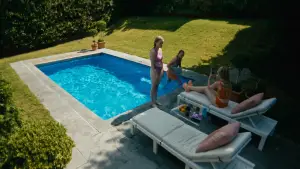 Задник до фильму"Babystar" #776328