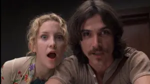 Задник до фильму"Майже знамениті" #695418