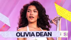 Задник до фильму"Olivia Dean: Radio 1
